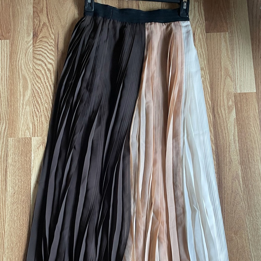 Pleat